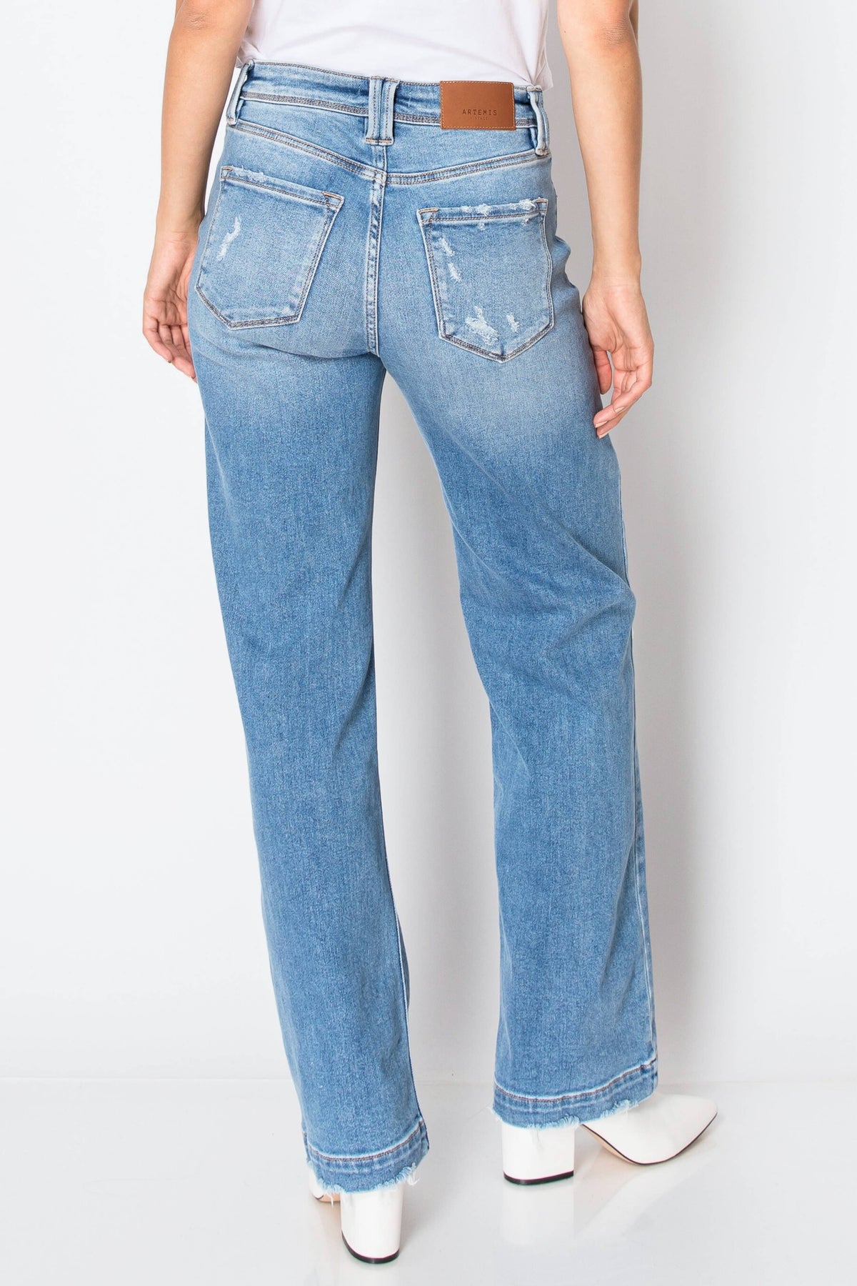 HIGH RISE TUMMY CONTROL  RELAXED STRAIGHT LEG JEANS