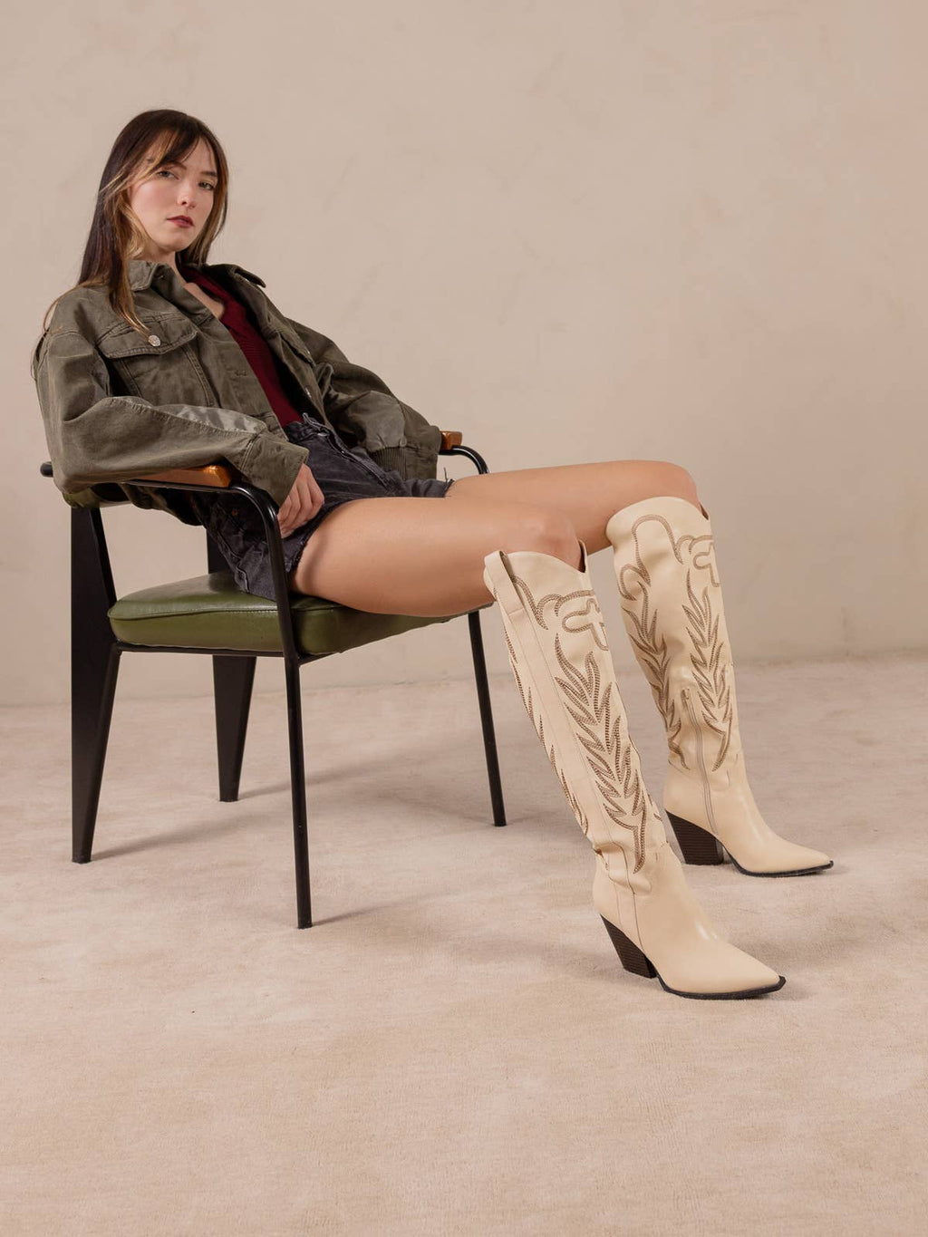 The Bronco Off White | Knee High Cowboy Western Fall Boot