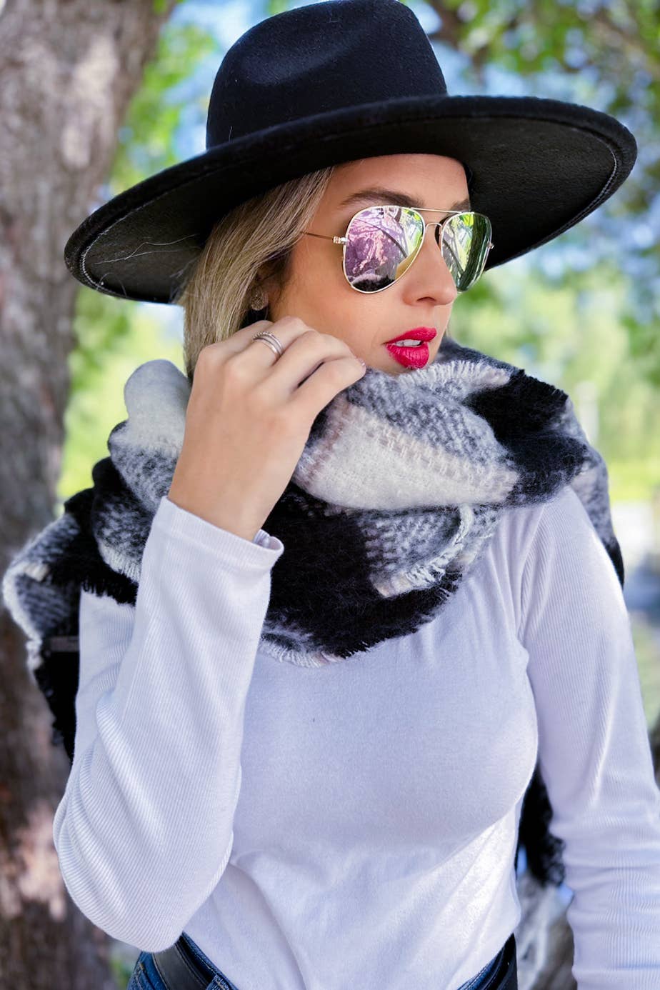 Black Plaid Printed Cozy Warm Knit Oblong Scarf With Tassel