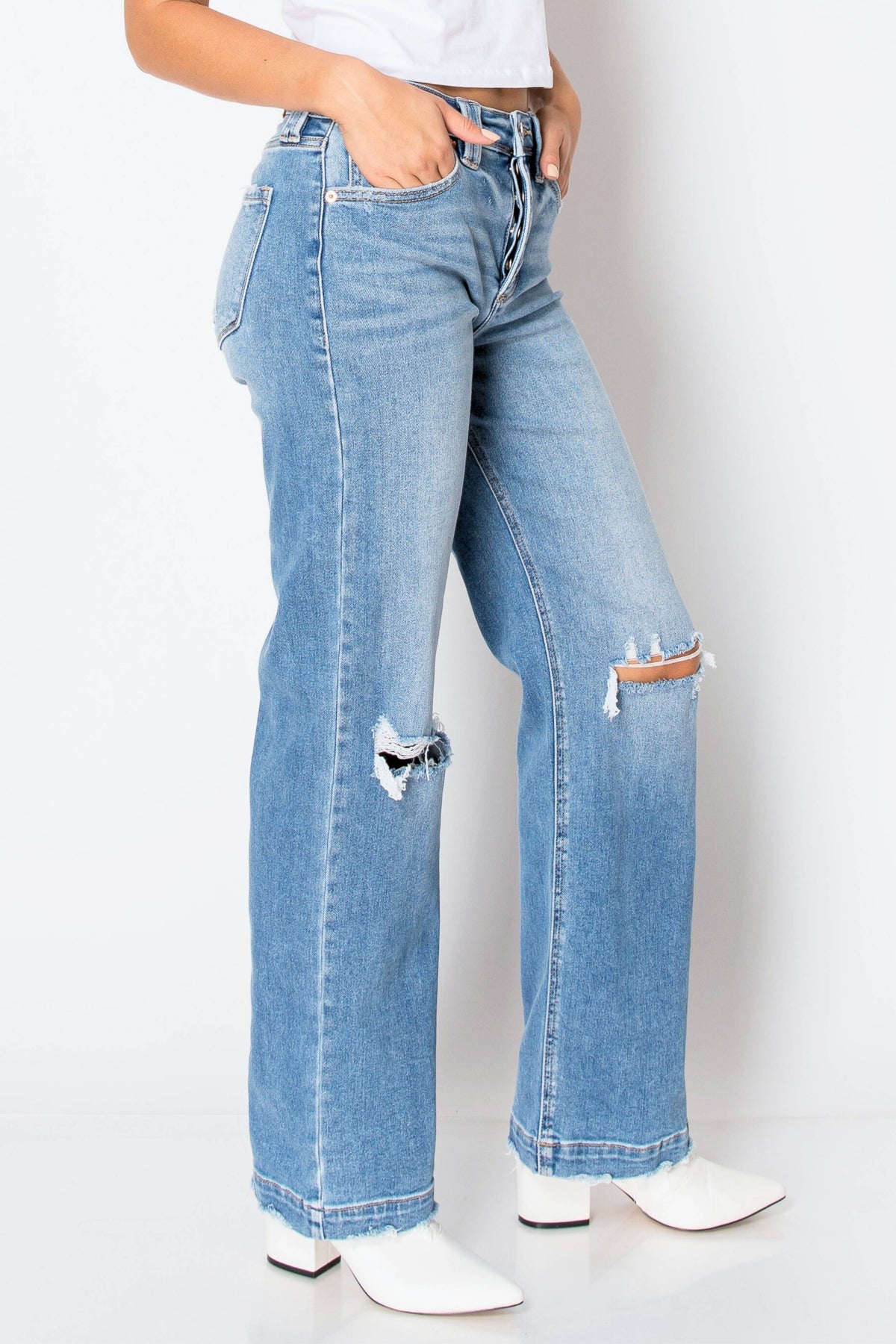 HIGH RISE TUMMY CONTROL  RELAXED STRAIGHT LEG JEANS